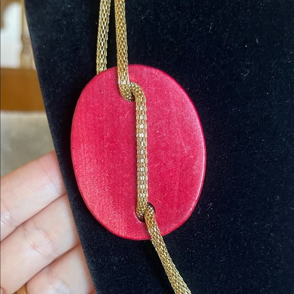 Chic Red and Gold Necklace - Picture 2 of 5